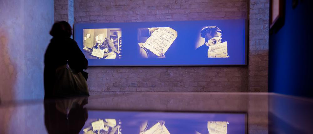 Filmsequenzen aus „Nosferatu“ in der Sammlung Scharf-Gerstenberg.
