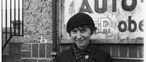 Schnappschuss der Künstlerin Jeanne Mammen, um 1920 aufgenommen.