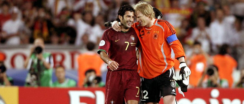 Dem kleinen Finale fehlt der heilige Ernst des richtigen Endspiels. Es bringt selbst jemanden wie Oliver Kahn (r.) zum Lachen.