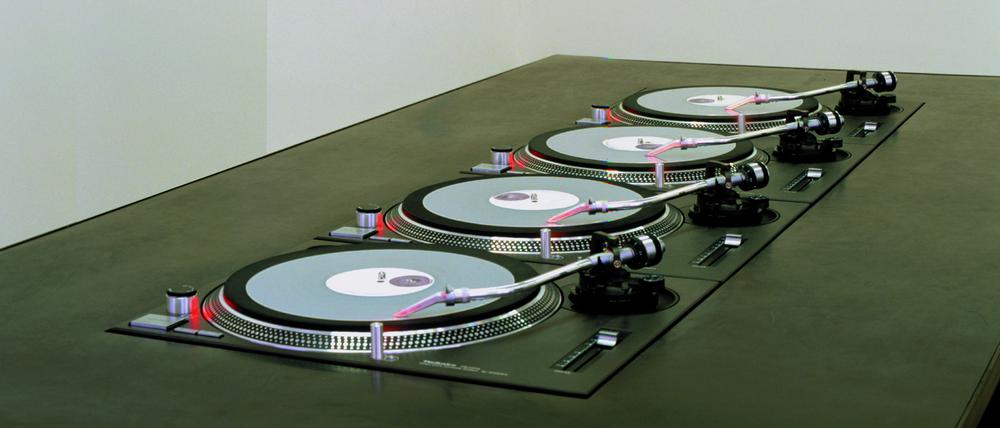 Im Hamburger Bahnhof findet bis 14. April noch die Austellung „Broken Music Vol. 2“ statt.