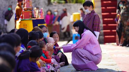 15-11-2022 Bhutan Queen Jetsun Pema and Gyalsey Jigme Namgyel of Bhutan visited the Panbang. PUBLICATIONxINxGERxSUIxAUTxONLY Copyright: xPPEx