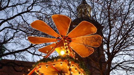 Traditioneller Weihnachtsmarkt in der Spandauer Altstadt 