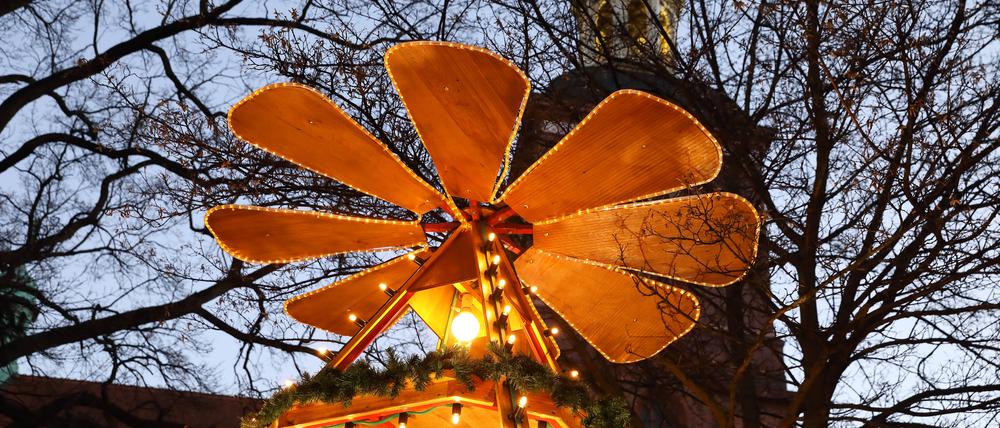 Traditioneller Weihnachtsmarkt in der Spandauer Altstadt 