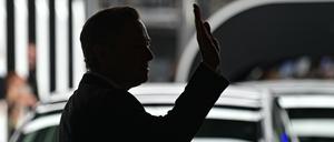 Elon Musk bei der Eröffnung der Tesla-Fabrik in Grünheide. 