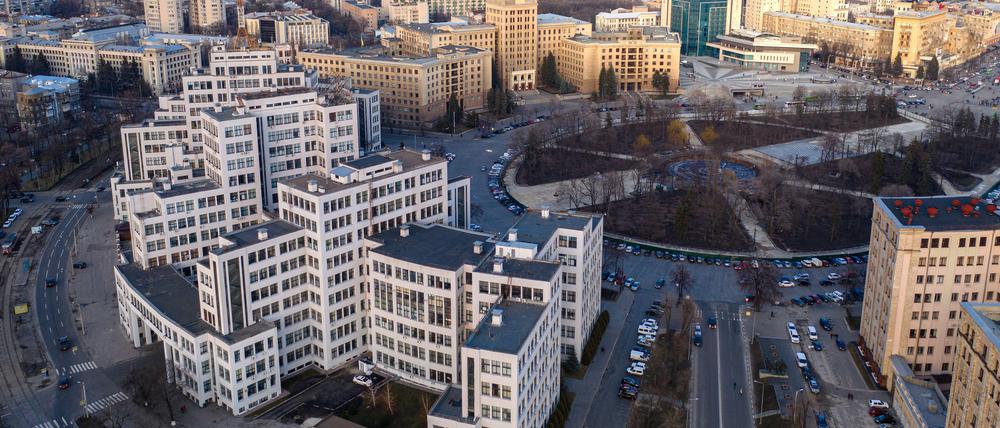 Das Gebäude der Staatsindustriebehörde Derzhprom in Charkiv - im unversehrten Zustand.