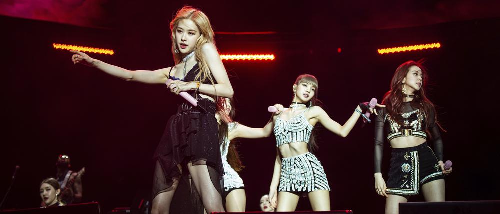 Blackpink bieten ein perfektes Bühnenspektakel.