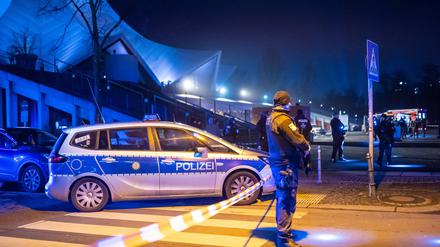Ein Polizeieinsatz (Symbolbild).
