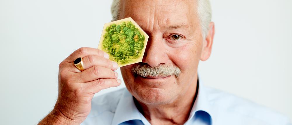 Klaus Teuber gewann vier Mal den Preis „Spiel des Jahres“.