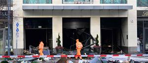 Das Hotel Radisson Blu nach dem Unglück.