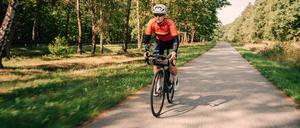 23 Stundenkilometer fährt Schoenemeyer im Schnitt, Puls- und Wattwerte dürfen für den idealen Trainingseffekt nicht zu hoch werden.