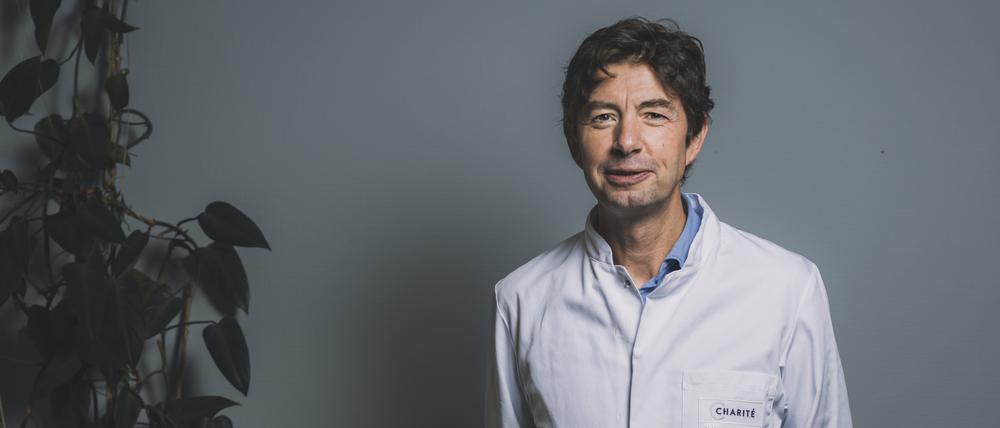 Der Direktor des Institutes für Virologie Prof. Dr. Christian Drosten