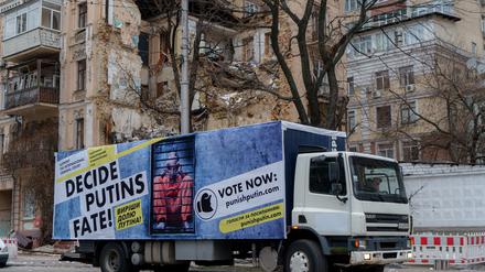 Aktion des Zentrums für Politische Schönheit in Kiew, Ukraine.