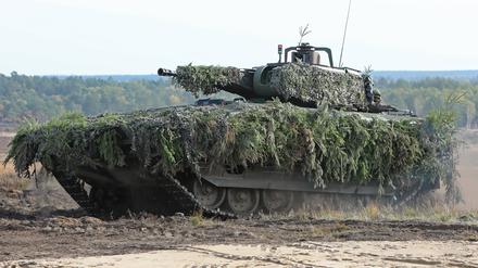 Bei einer Schießübung der Bundeswehr fielen alle teilnehmenden Puma Panzer aus (Symbolbild).