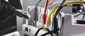 Achtung Langfinger. Veraltete Internet-Router sind ein großes Sicherheitsrisiko. 