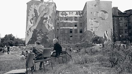 Das Kukuck, Kunst- und Kulturzentrum Kreuzberg, befand sich in der Anhalter Straße 7. Es war ein besetztes Haus das im Juli 1984 geräumt wurde.