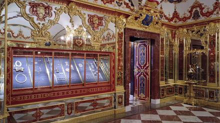 Blick in das Juwelenzimmer des Historischen Grünen Gewölbes