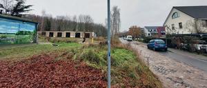 Auf einer Fläche an der Döberitzer Straße in Potsdam Fahrland sind Wohnungen geplant.