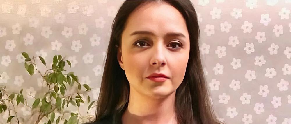 „Frau, Leben, Freiheit“, fordert die inzwischen verhaftete Schauspielerin Taraneh Alidoosti in kurdischer Sprache.