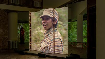 Die Videoinstallation „The Finesse“ von Christopher Kulendran Thomas.