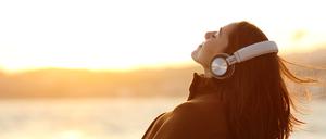 Eine Happinessmanagerin ist wie eine persönliche Assistentin und soll Arbeitnehmer:innen Alltag und Beruf erleichtern.