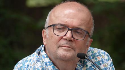 Unser Mann für die Poesie. Michael Braun als Moderator beim Erlanger Poetenfest 2022.