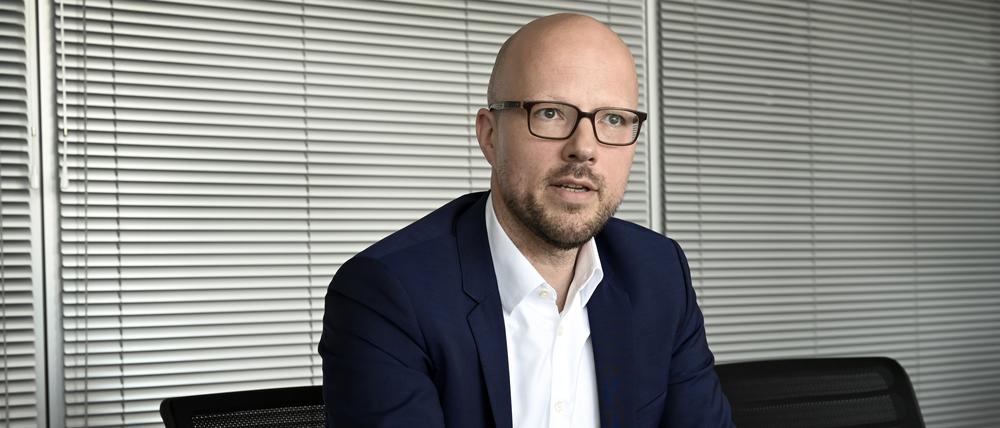 IHK-Präsidenten Sebastian Stietzel in seinem Büro der IHK im Ludwig-Erhardt-Haus, hier kurz nach seiner Wahl im Sommer 2022.