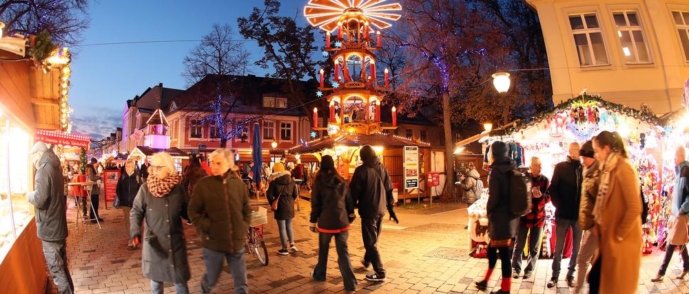 Der „Blaue Lichterglanz“ öffnet am Montag.