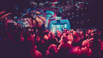 Eine der Tanzflächen im Club Matrix an einem gut besuchten Tag.