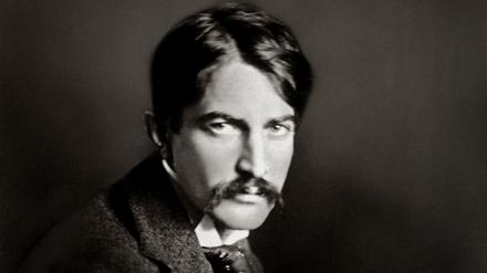 Der amerikanische Journalist und Schriftsteller Stephen Crane, um 1900.