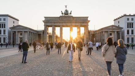 Sonnenuntergang am Brandenburger Tor.