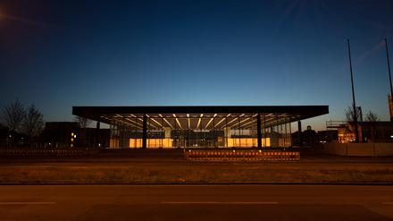 Hereinspaziert in die Neue Nationalgalerie in Berlin?