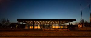 Hereinspaziert in die Neue Nationalgalerie in Berlin?