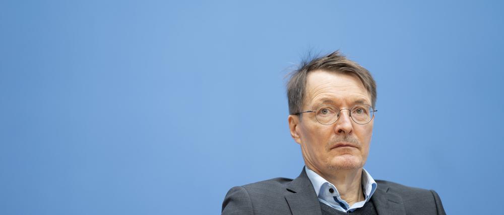 Gesundheitsminister Lauterbach will die Zahl der Krankenhäuser deutlich reduzieren.