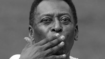 Pelé, mit bürgerlichem Namen Edson Arantes do Nascimento, war im Alter von 82 Jahren an den Folgen einer Krebserkrankung gestorben.