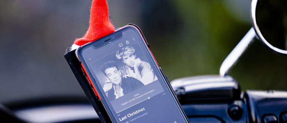 Mit 802 Millionen Abrufen streamten die Deutschen an Heiligabend so viel Musik wie noch nie zuvor binnen 24 Stunden.