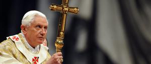 Papst Benedikt XVI. während der Dreikönigs-Messe am 6. Januar 2010 im Petersdom.