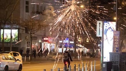 Hier ging es schon vor Silvester zur Sache: die Pallasstraße in Schöneberg.