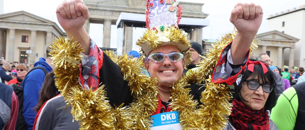 Geschafft. Sebastian Herges fiel durchaus auf mit seiner Kostümierung und wurde dafür auch belohnt im Ziel.