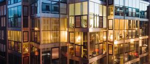 Die Architekten Johanna Meyer-Grohbrügge und Sam Chermayeff, die ihr Büro June 14 nennen, haben die Baugruppe in der Kurfürstenstraße initiiert.