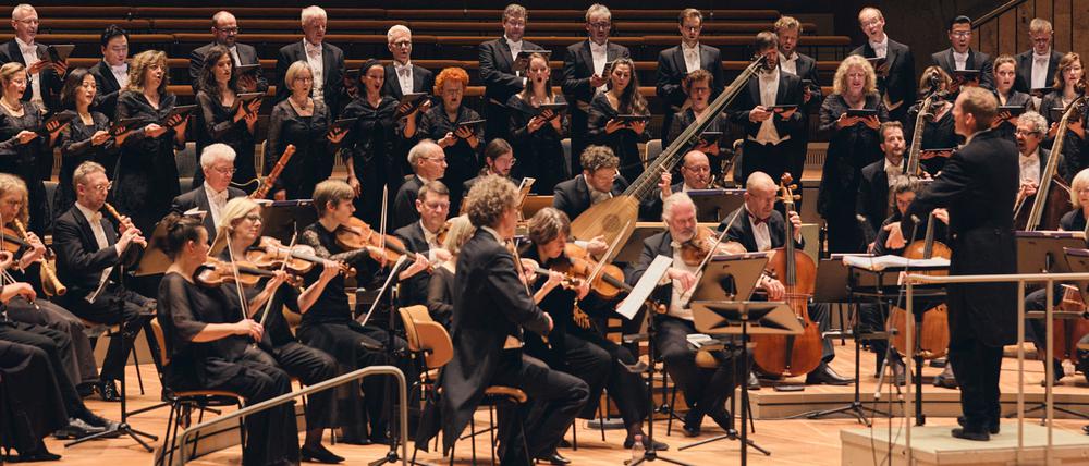Der Rias Kammerchor Berlin und die Akademie für Alte Musik unter Leitung von Justin Doyle am 1.1.2023 in der Phiharmonie,