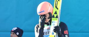 Karl Geiger ärgert sich über seine Leistung.