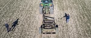 Die Flächen werden laut Agrarminister Vogel oft auch als Vermögensanlage gekauft.