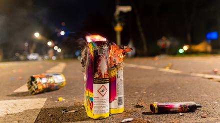 In mehreren deutschen Städten wurden in der Silvesternacht Polizei und Feuerwehr bei der Arbeit behindert. 