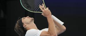 Der deutsche Alexander Zverev reagiert nach einem verlorenen Punkt. 