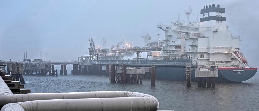 Blick auf das LNG-Terminals in Wilhelmshaven. 