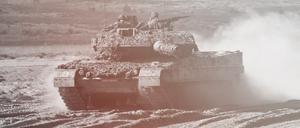 Noch weigert sich Deutschland, Leopard-2-Panzer in die Ukraine zu liefern.