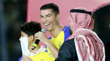 Cristiano Ronaldo bei der Vorstellung bei seinem neuen Club Al-Nassr in Saudi-Arabien.