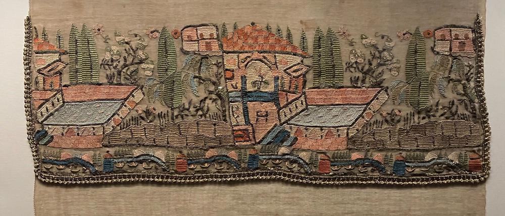 In der Ausstellung „Gestickte Gärten“ tauchen Miniaturkulissen in Stick auf Leine und Baumwolle auf.