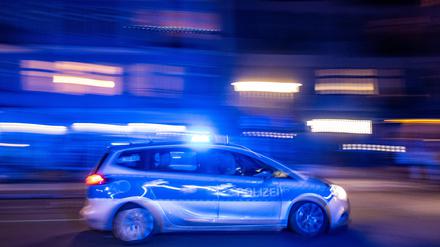 Streifenwagen der Berliner Polizei unterwegs