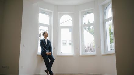 Vom Eigenheim träumen viele. Doch verspricht es ewiges Glück oder nur ein kurzlebiges Wohlgefühl? 